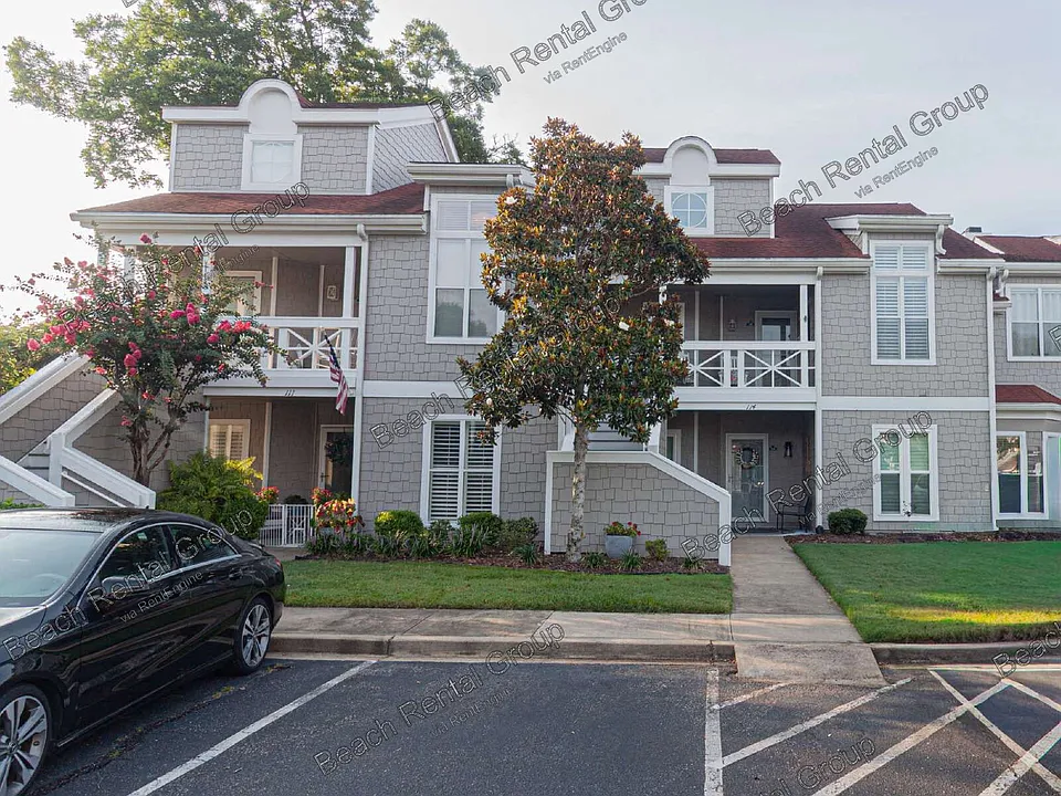 4396 Baldwin Ave #C-114