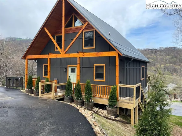 609 Beech Mountain Parkway, Beech Mountain, NC 28604