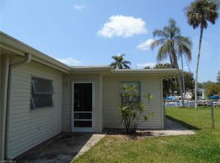 2237 Queen Anne Dr, Fort Myers, FL 33905