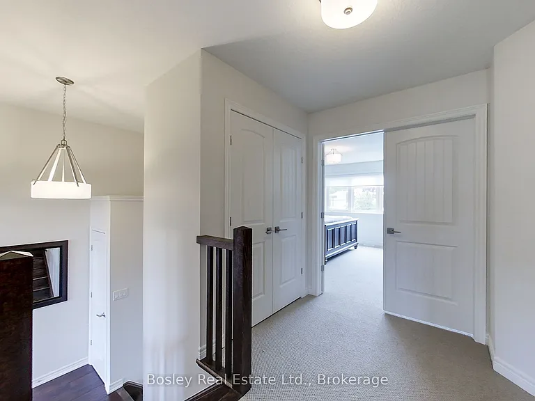 104 Delphi Ln — Photo 18