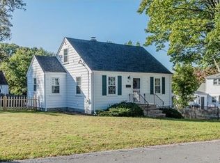 50 Dobson Rd, Braintree, MA 02184