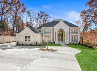 9660 Almaviva Dr, Johns Creek, GA 30022