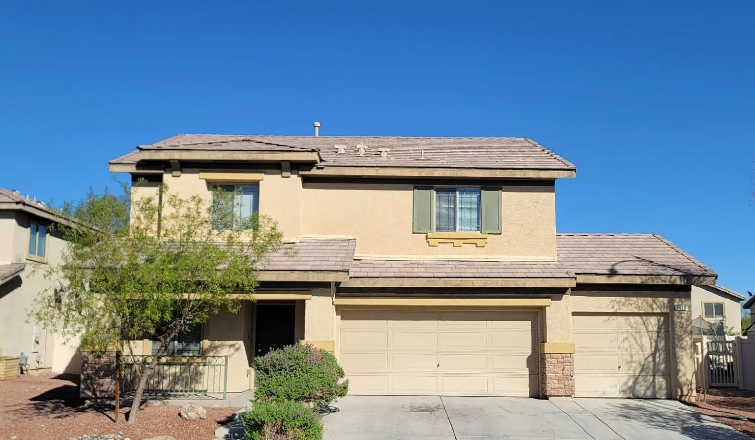 5616 Clotidle Soupert — Photo 1