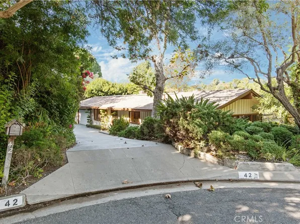 42 Pony Ln, Rolling Hills, CA 90274