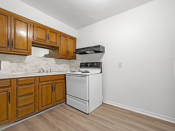 3rd image of 5303 E 12th St S #22