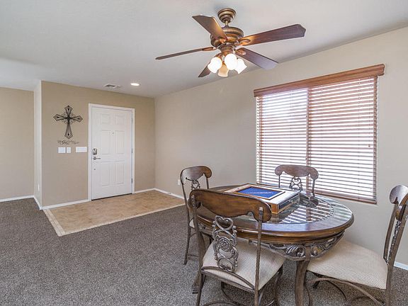 2nd image of 3003 N Hawthorn Dr
