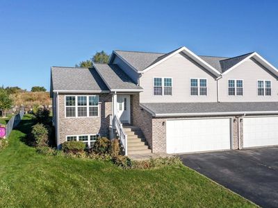 124 Community Drive, Fall River, WI, 53932