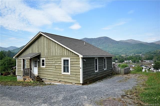 1st image of 129 Bronco Way