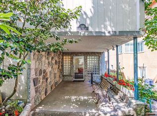 1149 W 11th Ave #206, Vancouver, BC V6H 1K4