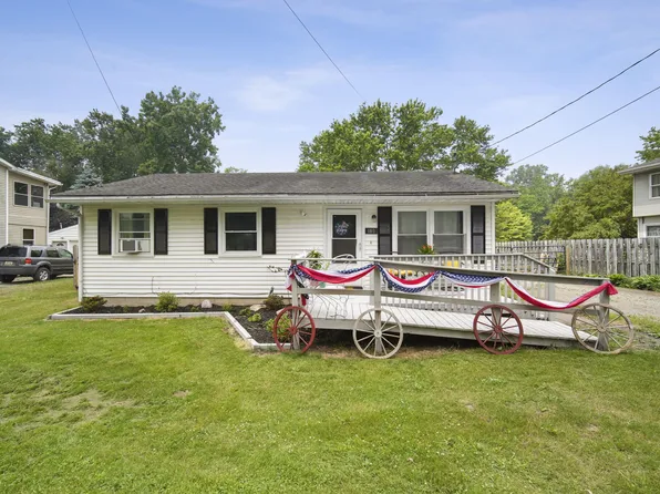 180 Brown St, Grass Lake, MI 49240