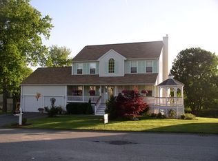 6 Windsong Rd, Cumberland, RI 02864