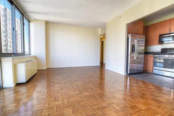 Rented by Chelsea Tower | media 3