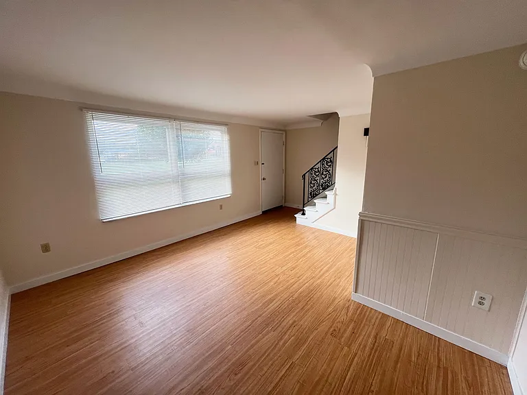 Stone Villa Court Townhomes — Photo 6
