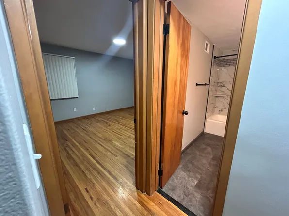 1731 D St #4, Lincoln, NE 68502