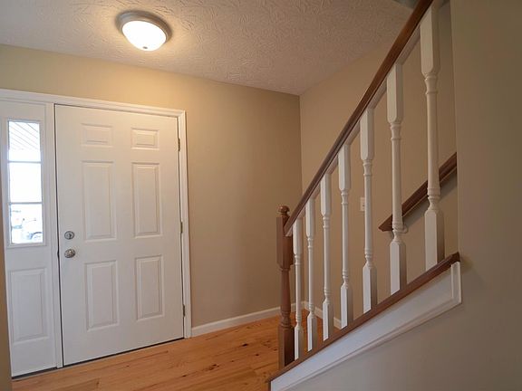 2nd image of 5693 Country Oaks Dr