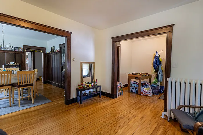 92 Oak Ave #1 — Photo 4