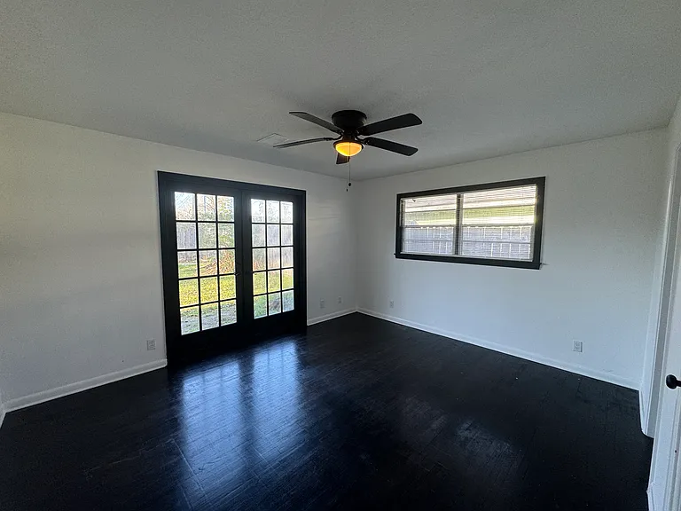 4740 Baywood Ln — Photo 25