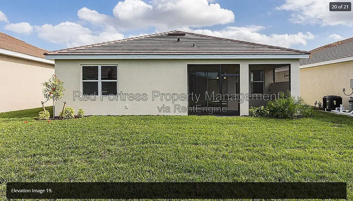 2 bed, 2.0 bath, 1800 sqft, $2,300 — Photo 2