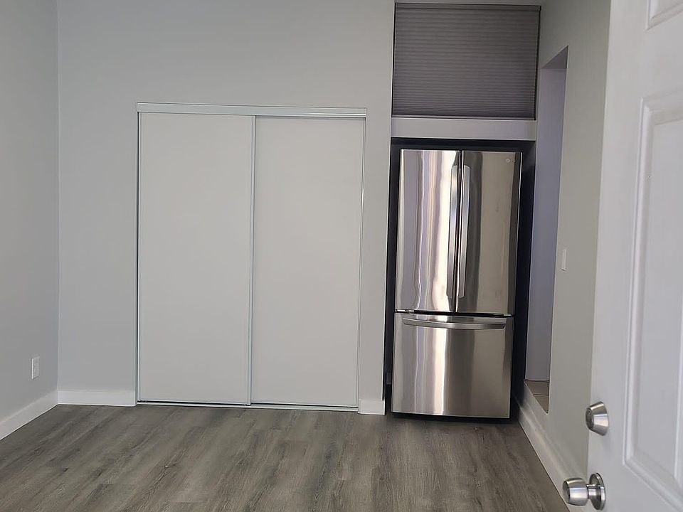 1st image of 119 N Hicks Ave #4