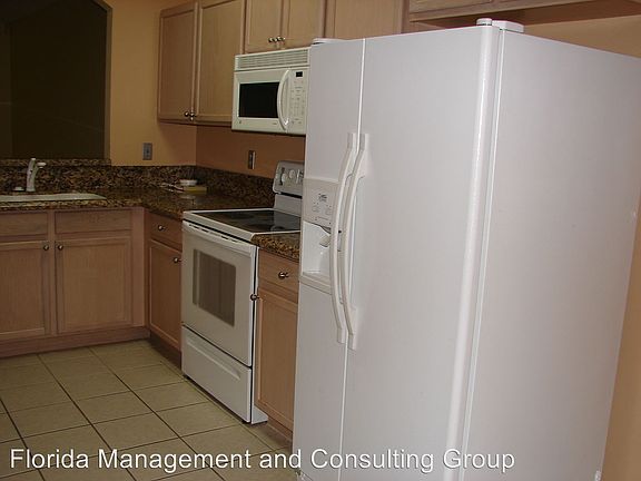 4th image of 4710 NW 12th Dr