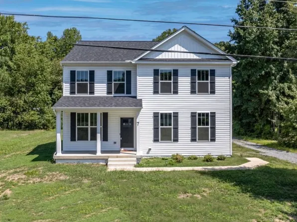 7 Limox Ln, Fredericksburg, VA 22405