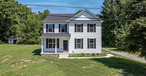 7 Limox Ln Photo 1
