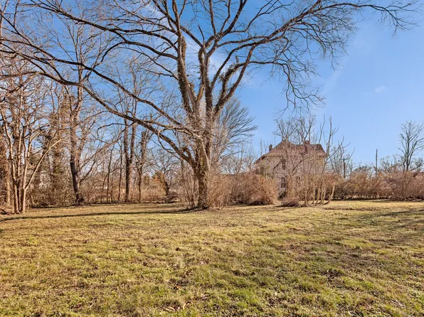 1110 Caldwell Ln, Nashville, TN 37204