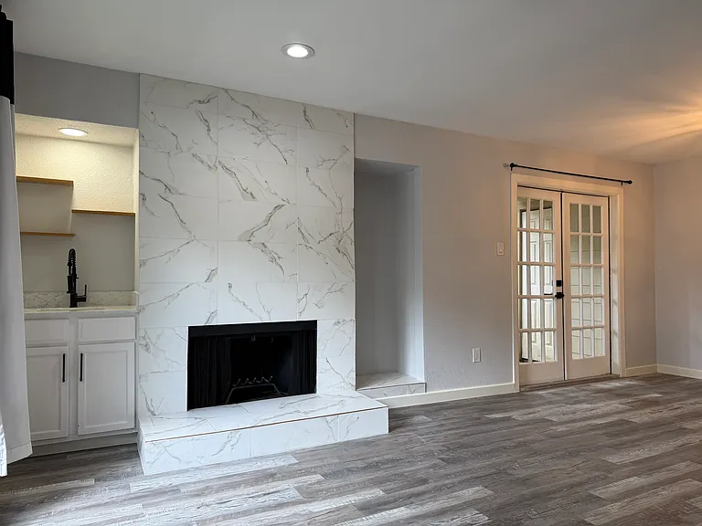 6466 E Lovers Ln #911 — Photo 3