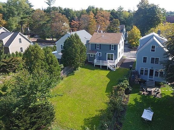 4th image of 24 Johnson St