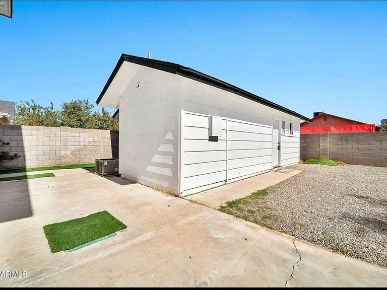 14827 N 60th Dr — Photo 5