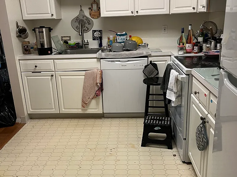 5821 Edson Ln #T1 — Photo 1