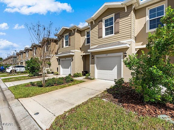 3rd image of 63 Bella Lago Cir