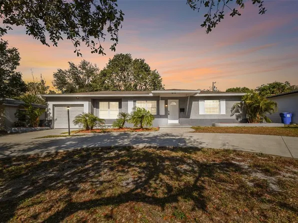 5239 22nd Ave N, Saint Petersburg, FL 33710