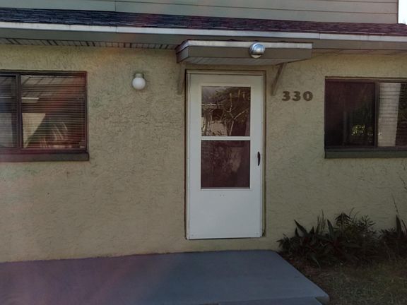2nd image of 330 Woodland Ave #330