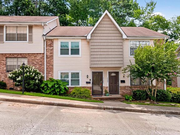 3rd image of 2725 Southbury Cir Unit 2725