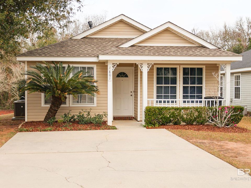 1st image of 801 Crystal Wells Ct S