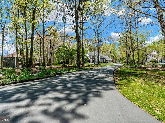 2nd image of 5140 Meath Ct
