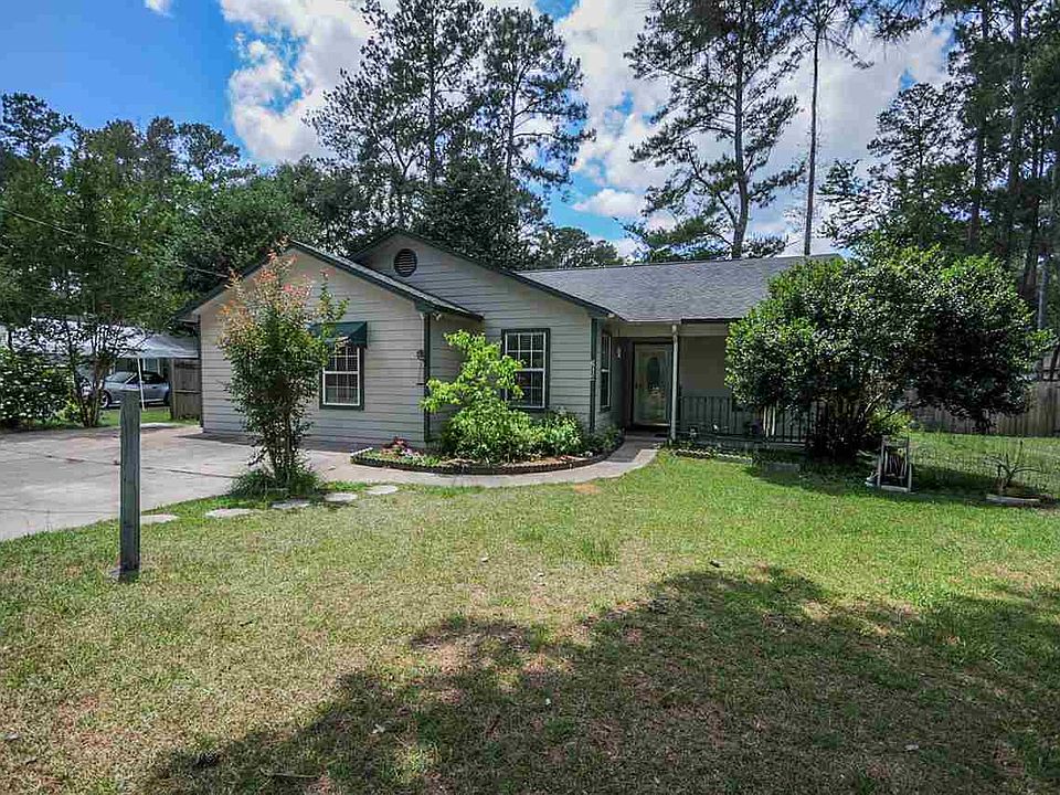 1st image of 3224 Whitney Dr E