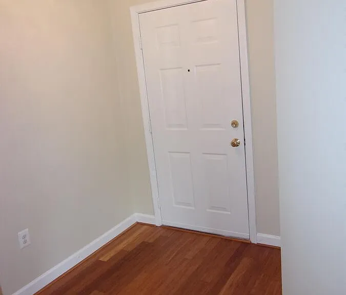 6600 Saint Ignatius Dr #301 — Photo 6