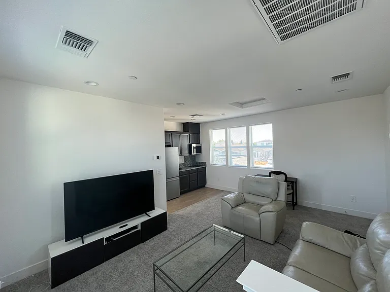 2014 Blackjack Way — Photo 4