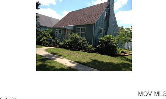 1st image of 900 W Virginia Ave