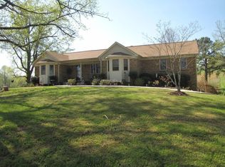 575 Bowman Cir, Pell City, AL 35125