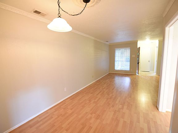 5th image of 5437-5439 Anita St