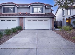19975 Laurelwood Dr, Castro Valley, CA 94552