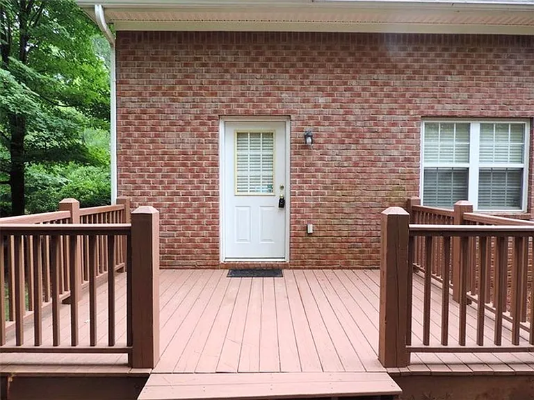 1020 Trotters Walk — Photo 12