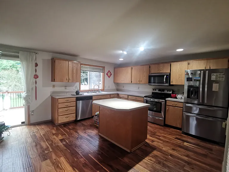2720 NW Nahcotta St — Photo 10