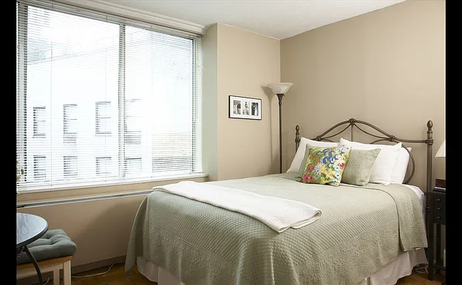 Sold by Douglas Elliman | media 15