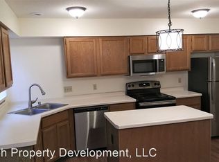 N34W23137 Circle Ridge Rd #112, Pewaukee, WI 53072