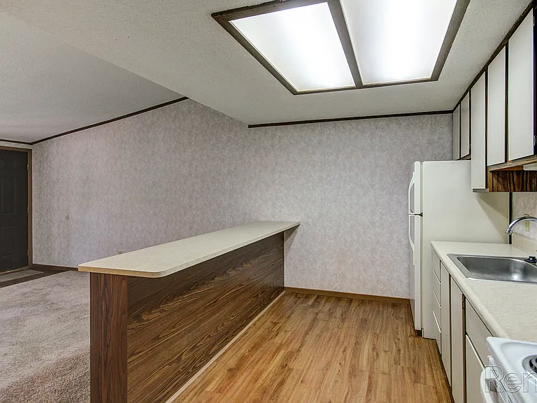 Heritage Apartments — Photo 5