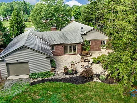 3rd image of 1021 Woodworth Dr